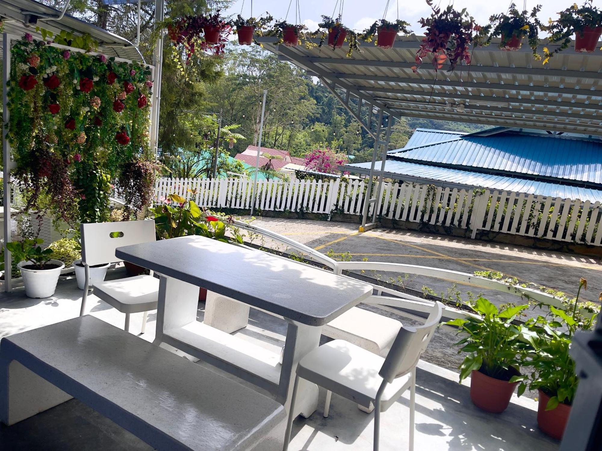 Blue Cabins By Pfordten Cottage Cameron Highlands Dış mekan fotoğraf